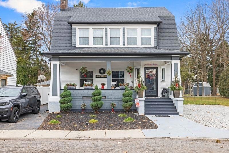 For Sale $329,000 • Co-Listing Agent