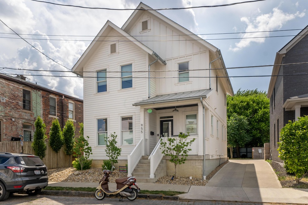 955 N 6th Street