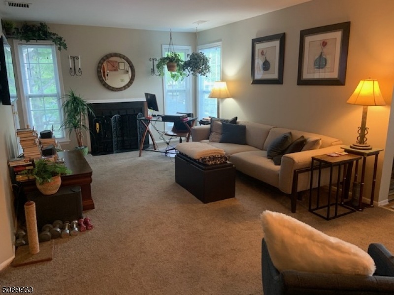 511 Clubhouse-3, Union Twp., NJ 07083 - photo 1