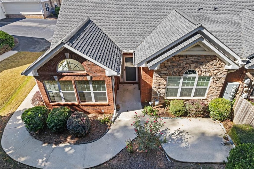 For Sale $285,000 • Co-Listing Agent