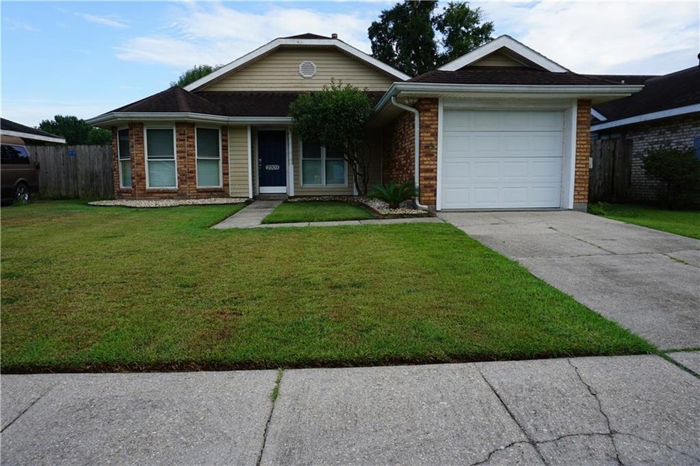 2909 Doreen Ln, Marrero, LA 70072 - photo 1