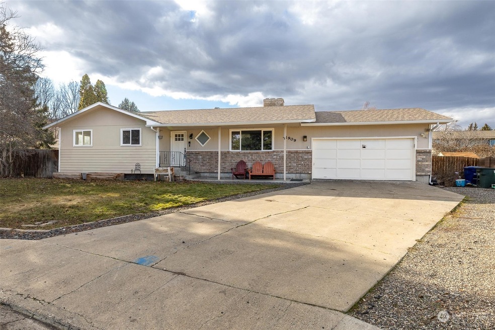 1909 Orchard Way, Richland, WA 99352 - photo 1