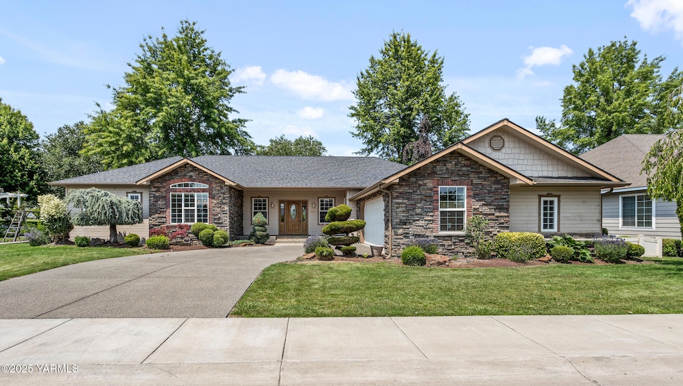 Sold $595,000 • Co-Listing Agent