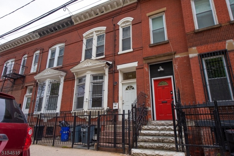 15 2nd Ave, Newark, NJ 07104 - photo 1