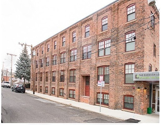 22 Cottage Park Ave unit 9, Cambridge, MA 02140 - photo 1