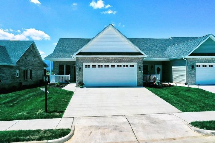 11 Pebble Ct, Stuarts Draft, VA 24477 - photo 1