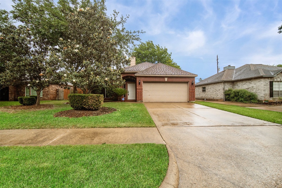 15626 Hatfield Hollow Dr, Tomball, TX 77377 - photo 1