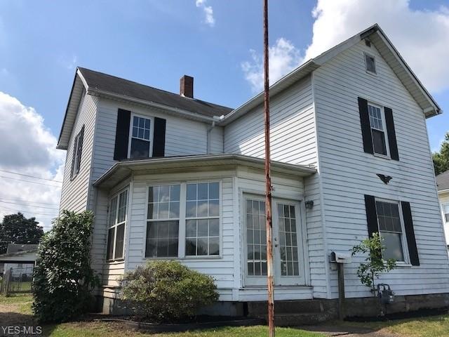 911 Denman Ave, Coshocton, OH 43812 - photo 1