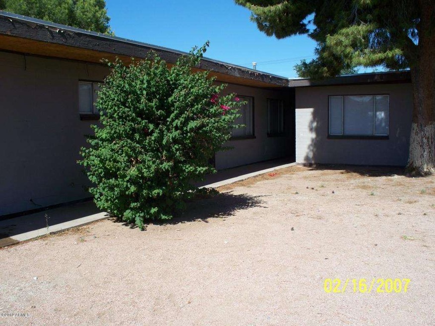 559 S Bellview, Mesa, AZ 85204 - photo 1