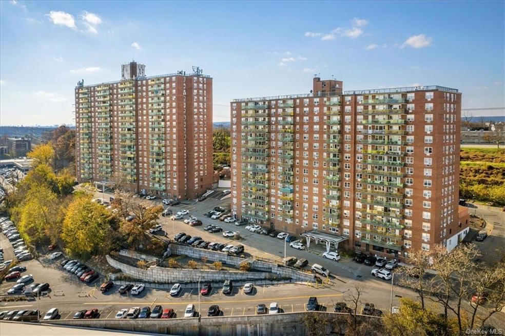 Westchester Towers unit 11E, Yonkers, NY 10710 - photo 1
