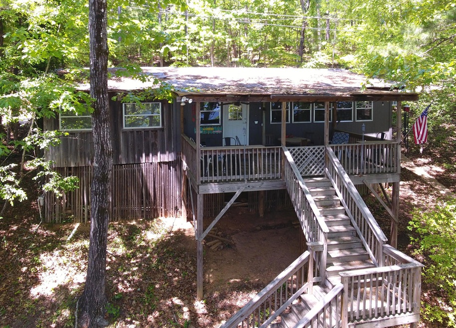 37 Shade Tree Point