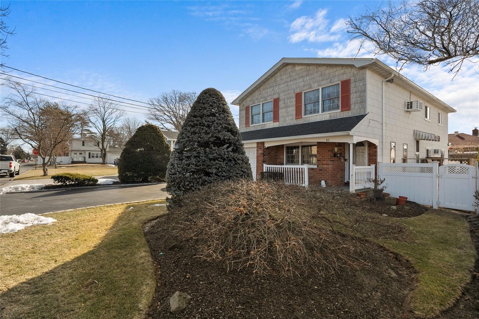 94 Amsterdam Ave, West Babylon, NY 11704 - photo 1