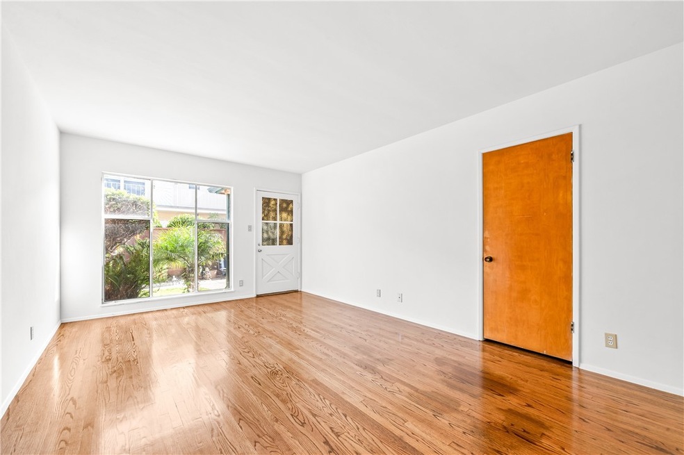 1739 E Appleton St unit 3, Long Beach, CA 90802 - photo 1