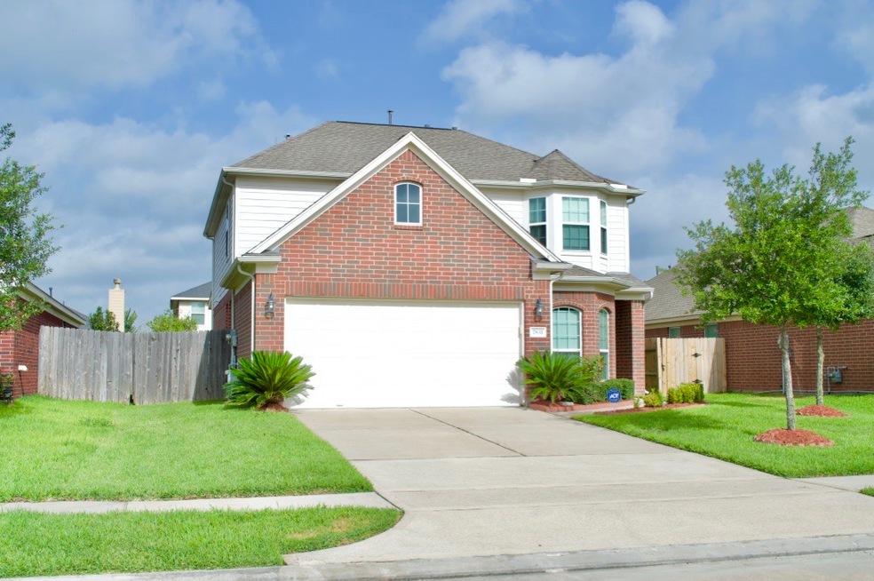 7831 Koloa River Ct, Houston, TX 77040 - photo 1