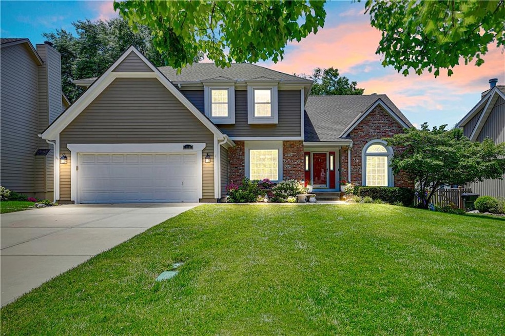 11366 Widmer Rd, Lenexa, KS 66215 - photo 1