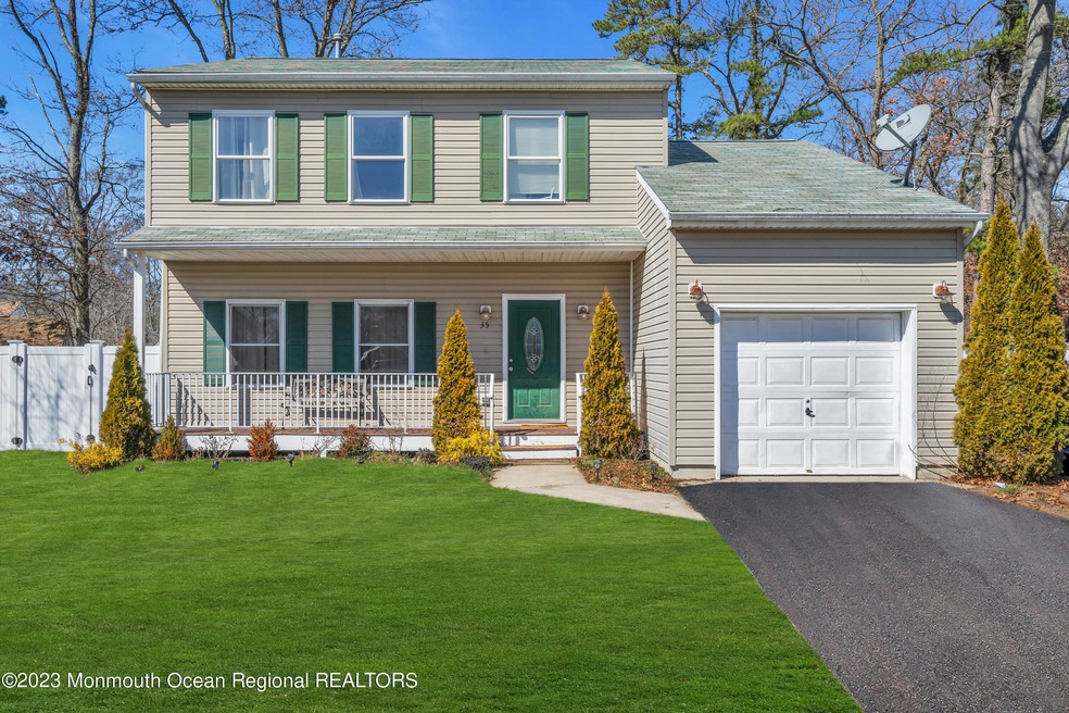 35 Edna Ct, Toms River, NJ 08755 - photo 1