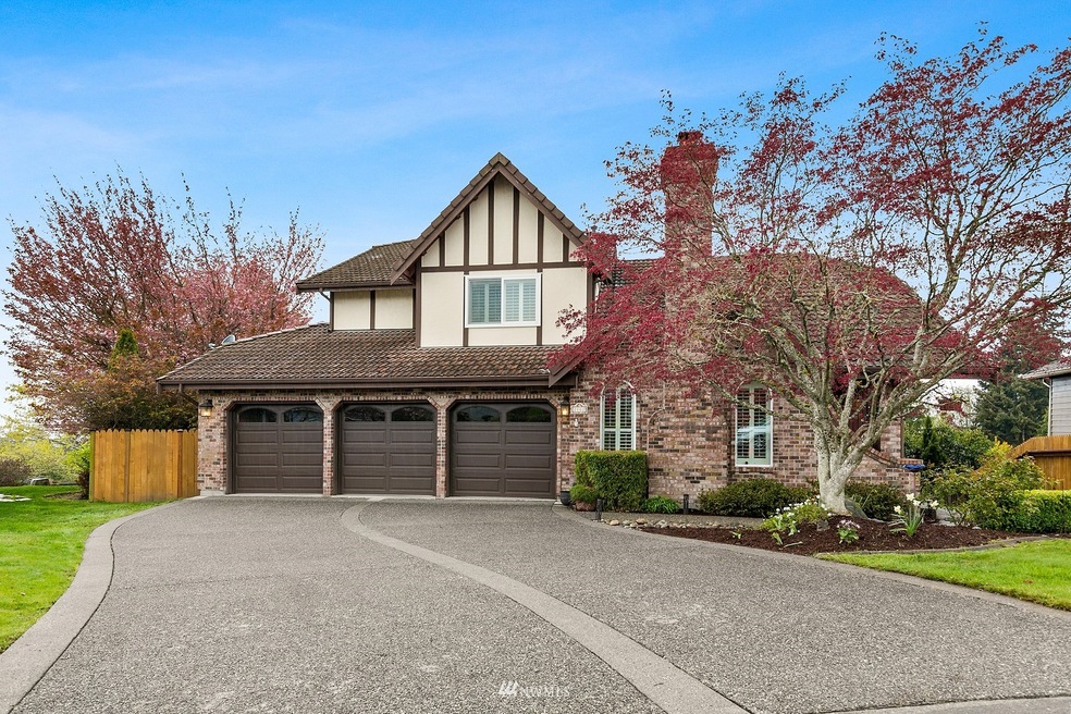 Beautiful Harbor Ridge Tudor