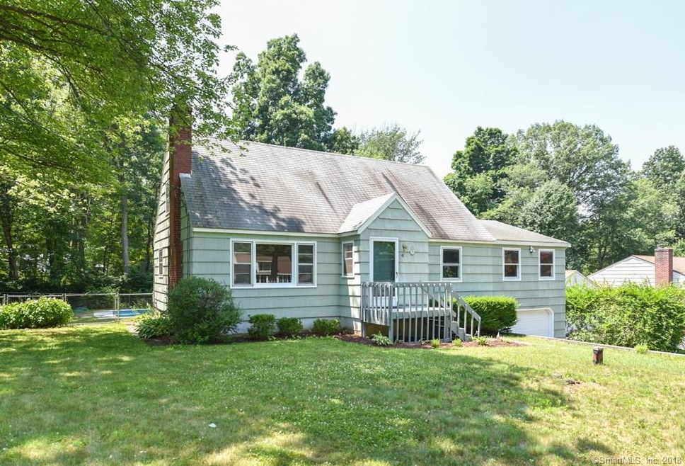 41 Lake Garda Dr, Unionville, CT 06085 - photo 1