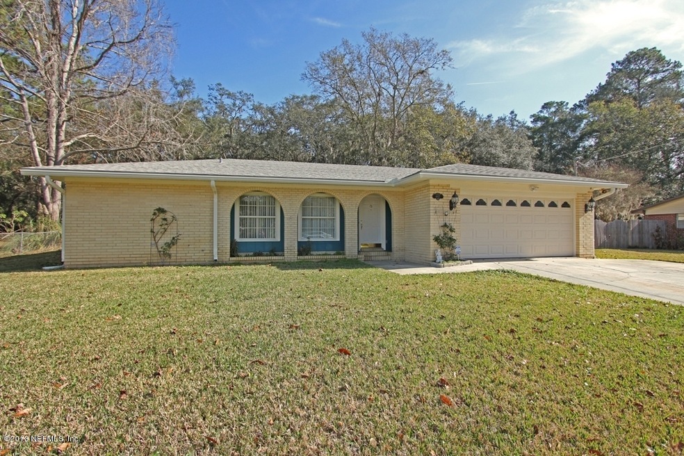 6827 Bakersfield Dr, Jacksonville, FL 32210 - photo 1