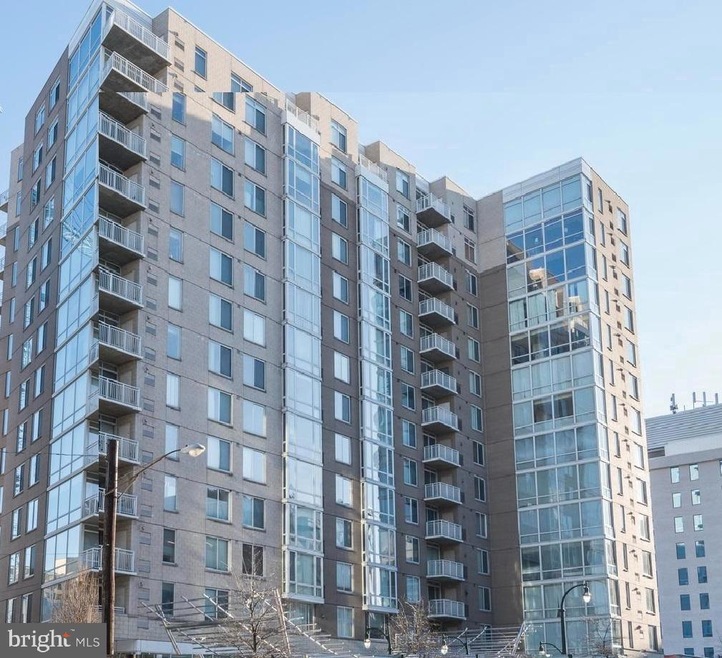 The Crescent unit 1209, Silver Spring, MD 20910 - photo 1