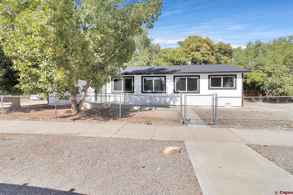 295 W 7th St, Delta, CO 81416 - photo 1