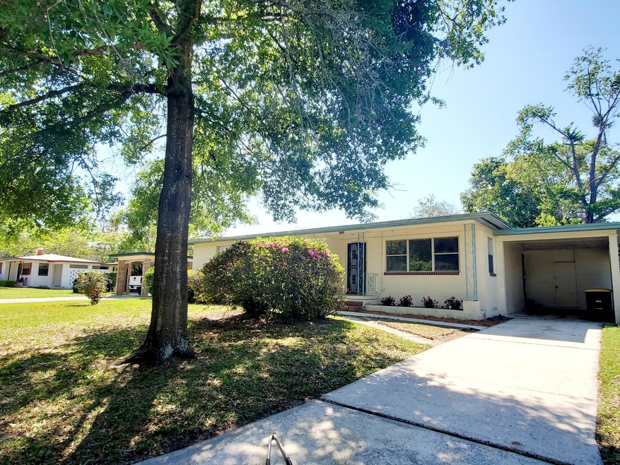 4954 Bedford Forest Dr, Jacksonville, FL 32210 - photo 1