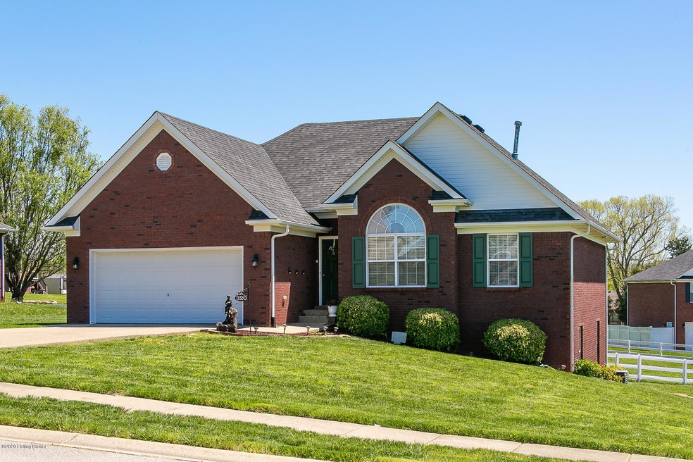 320 Misty Brooke Dr, Mount Washington, KY 40047 - photo 1