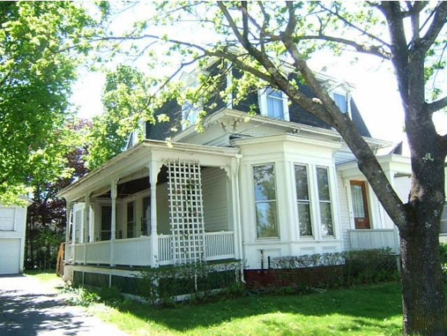 14 Center St, Bellows Falls, VT 05101 - photo 1