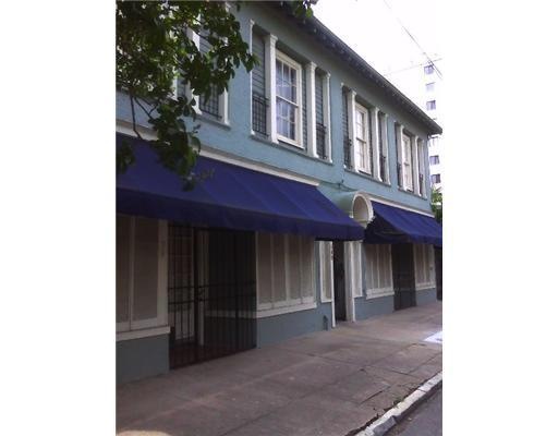 Photo. 185 Walnut