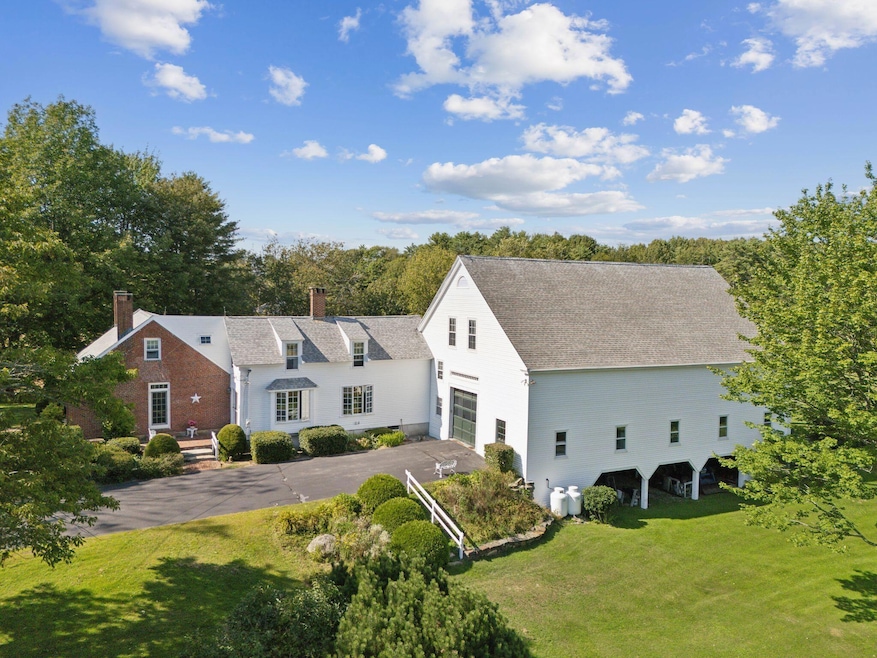 3 Old Flying Point Rd, Freeport, ME 04032 - photo 1