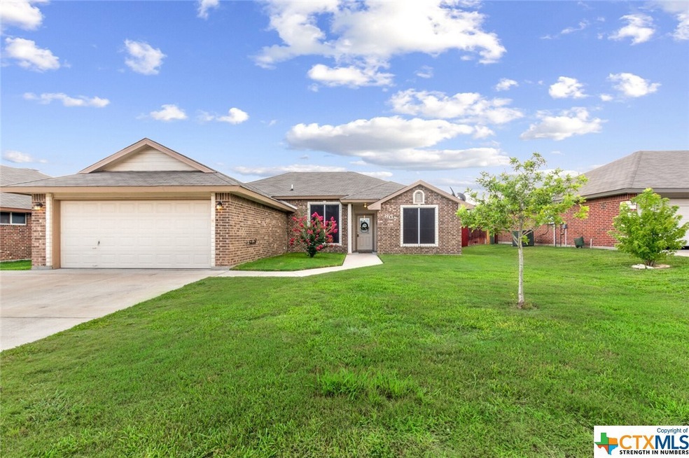 807 Macy Dr, Troy, TX 76579 - photo 1
