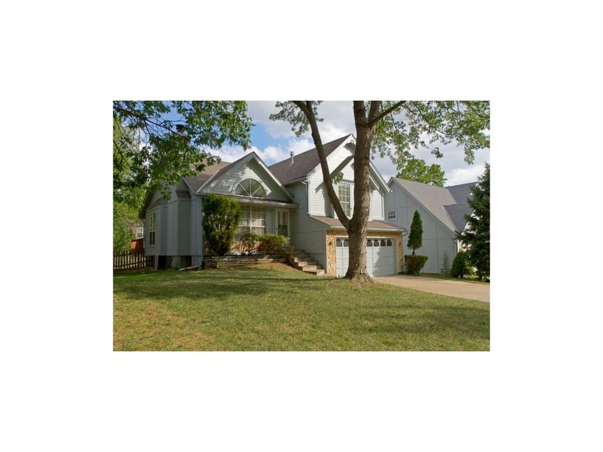 New roof & New coat of exterior paint!