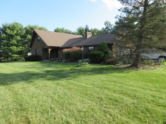 9633 Homestead Rd, Roanoke, IN 46783 - photo 1