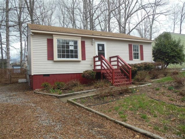 Welcome to 8404 Debbs LN!