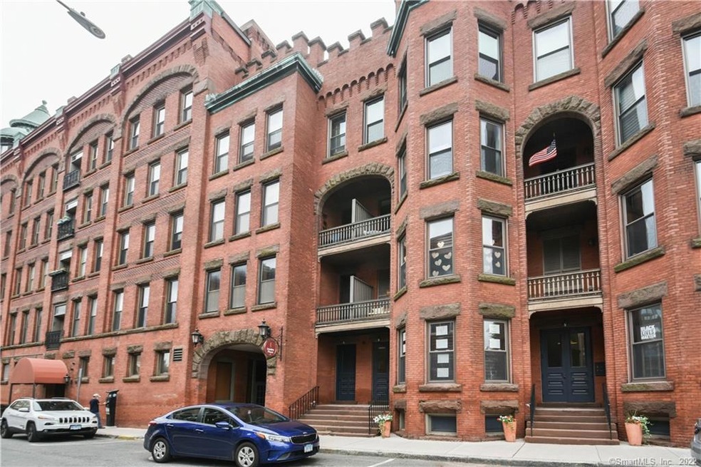 1 LINDEN PLACE