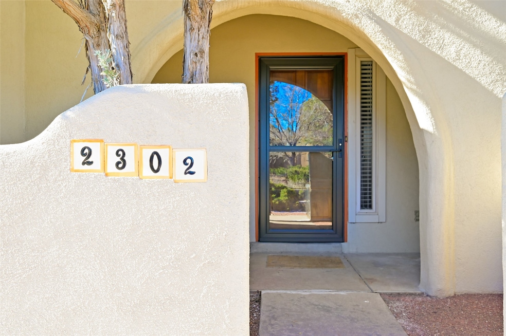 2302 Calle Pintura, Santa Fe, NM 87505 - photo 1