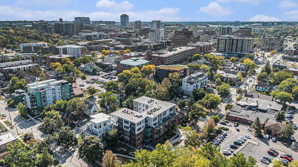 410 N 1st St unit 301, Ann Arbor, MI 48103 - photo 1