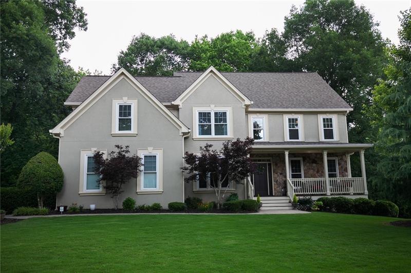 BEAUTIFUL, SPACIOUS HOME WITH 5 BEDROOMS & 5 FULL 