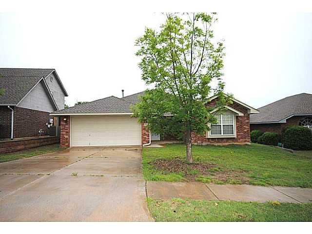 4007 Goshawk Dr, Norman, OK 73072 - photo 1