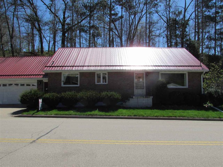 123 N Main St, Potosi, WI 53820 - photo 1