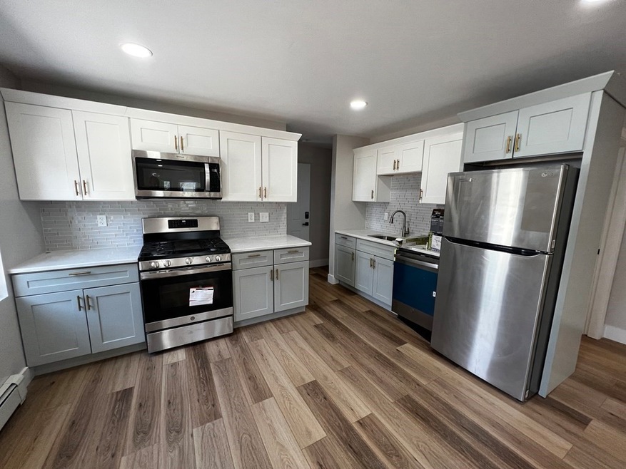 54 Pelham St unit A, Methuen, MA 01844 - photo 1