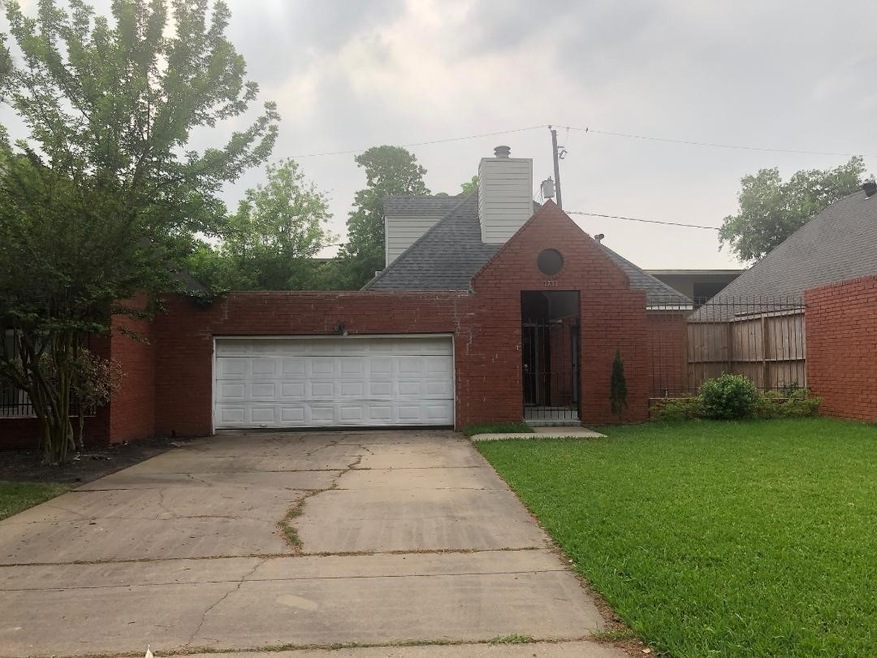 1731 Gingerleaf Ln, Houston, TX 77055 - photo 1