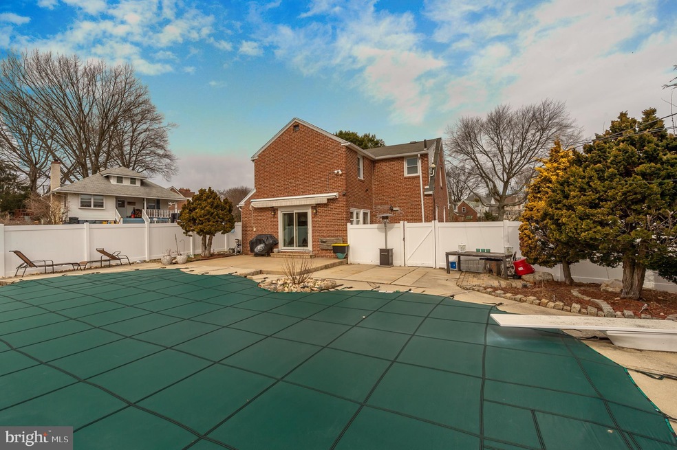 966 Sara Dr, Springfield, PA 19064 - photo 1