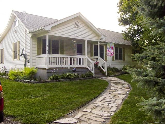 Welcome Home! Front of House