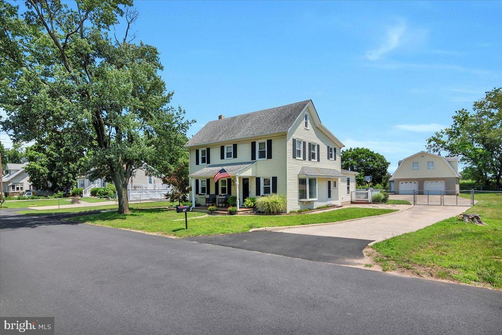 76 S Bridgeport Rd, Bridgeport, NJ 08014 - photo 1