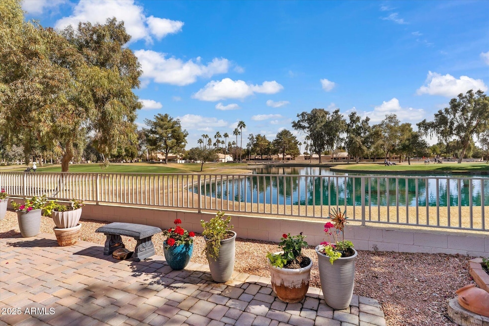 golf lake view