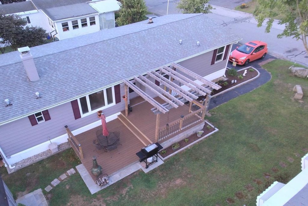 77 Acorn Dr, Taunton, MA 02780 - photo 1