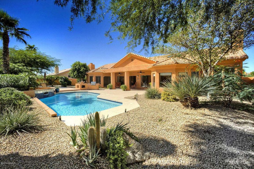 Backyard  Pool, Spa and Outdoor Kitchen
