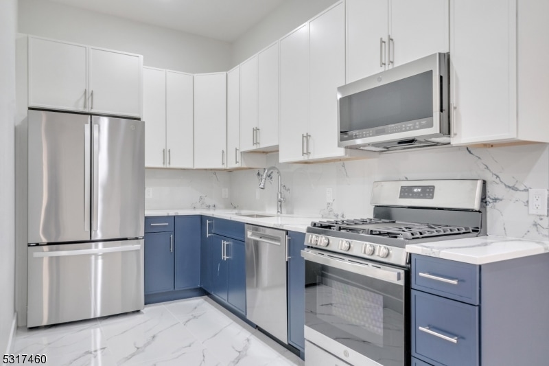 22 Bloomfield Ave unit 215, Paterson, NJ 07503 - photo 1