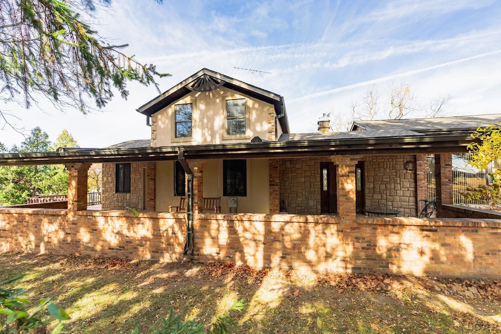 For Sale $659,900 • Co-Listing Agent